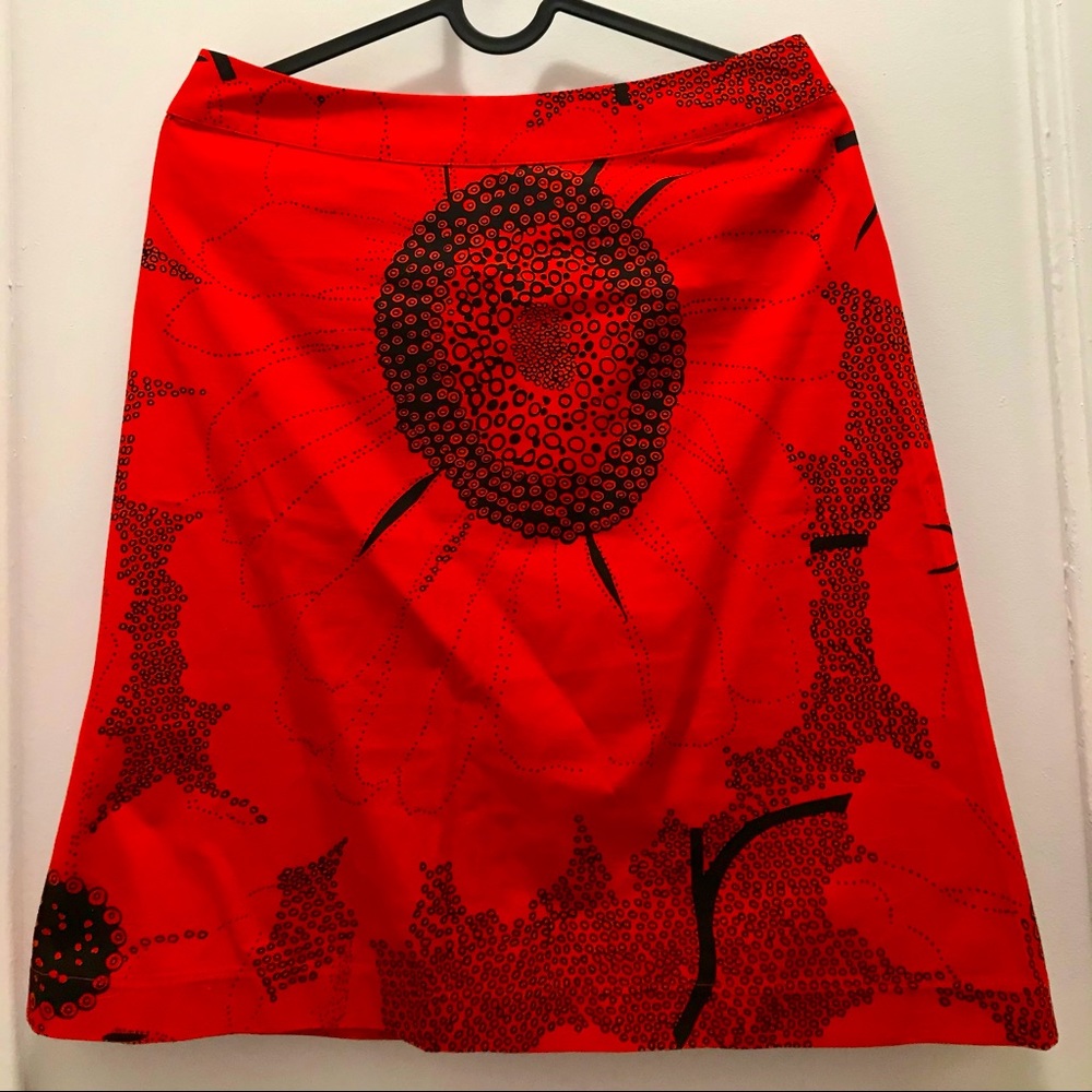 French Connection vintage A-line skirt red w/ black circle size 4